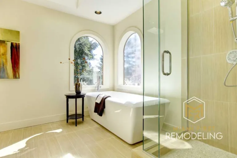 10 Expert Tips for Decorating Your Bathroom