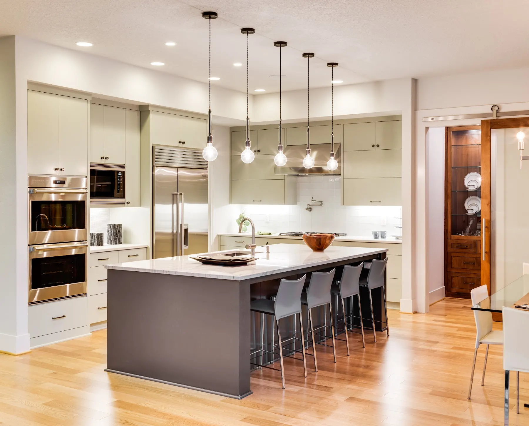 Flooring & Tile