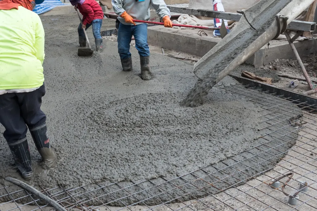 Concrete slab poured over reinforcing mesh