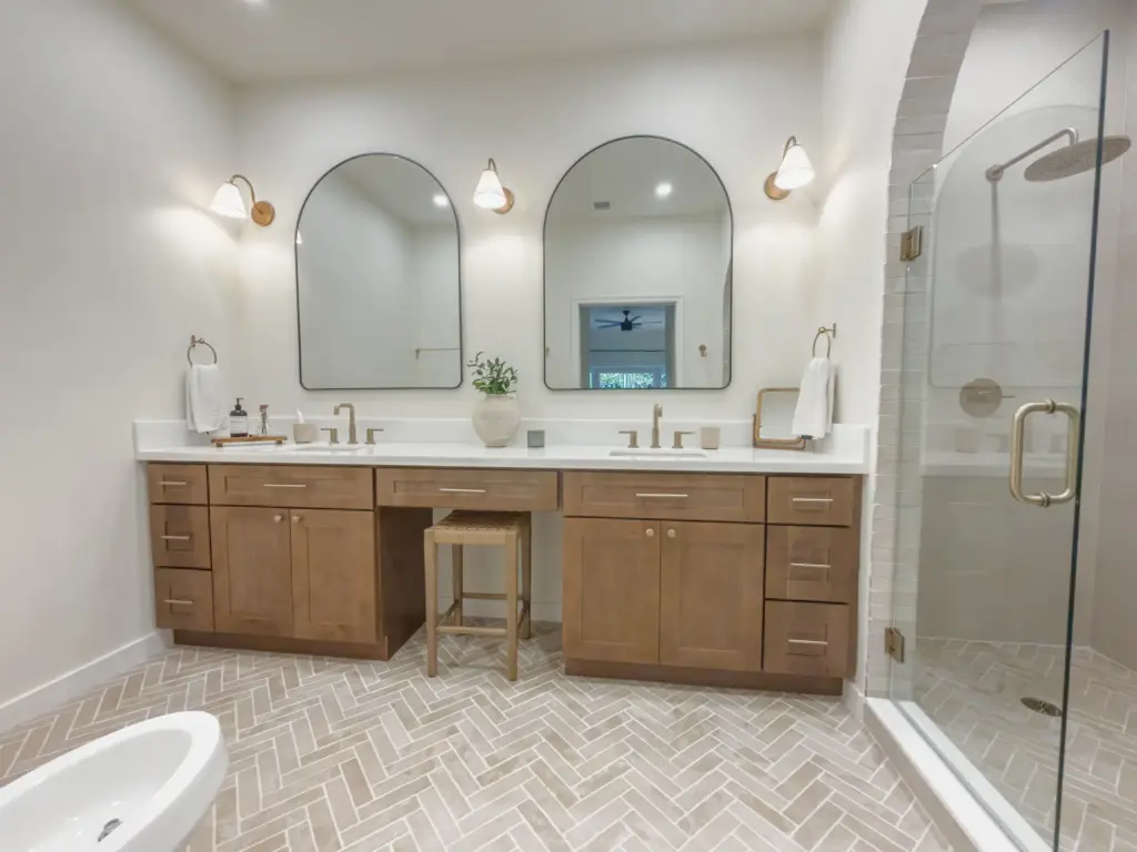 West Miami Bath
