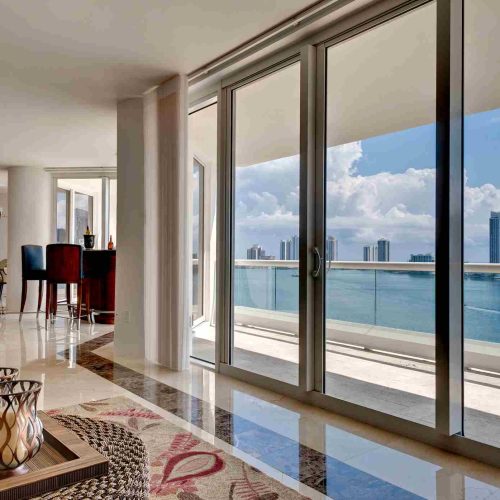 windows and doors Wellington - Miami First Remodeling